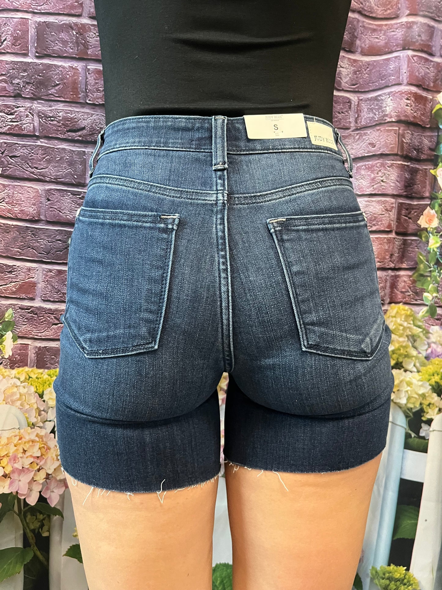 Judy Blue Mid Thigh Shorts