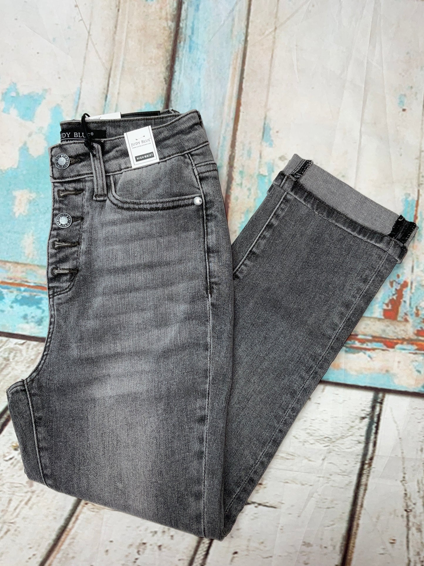 **Judy Blue Skinny Fit Capri