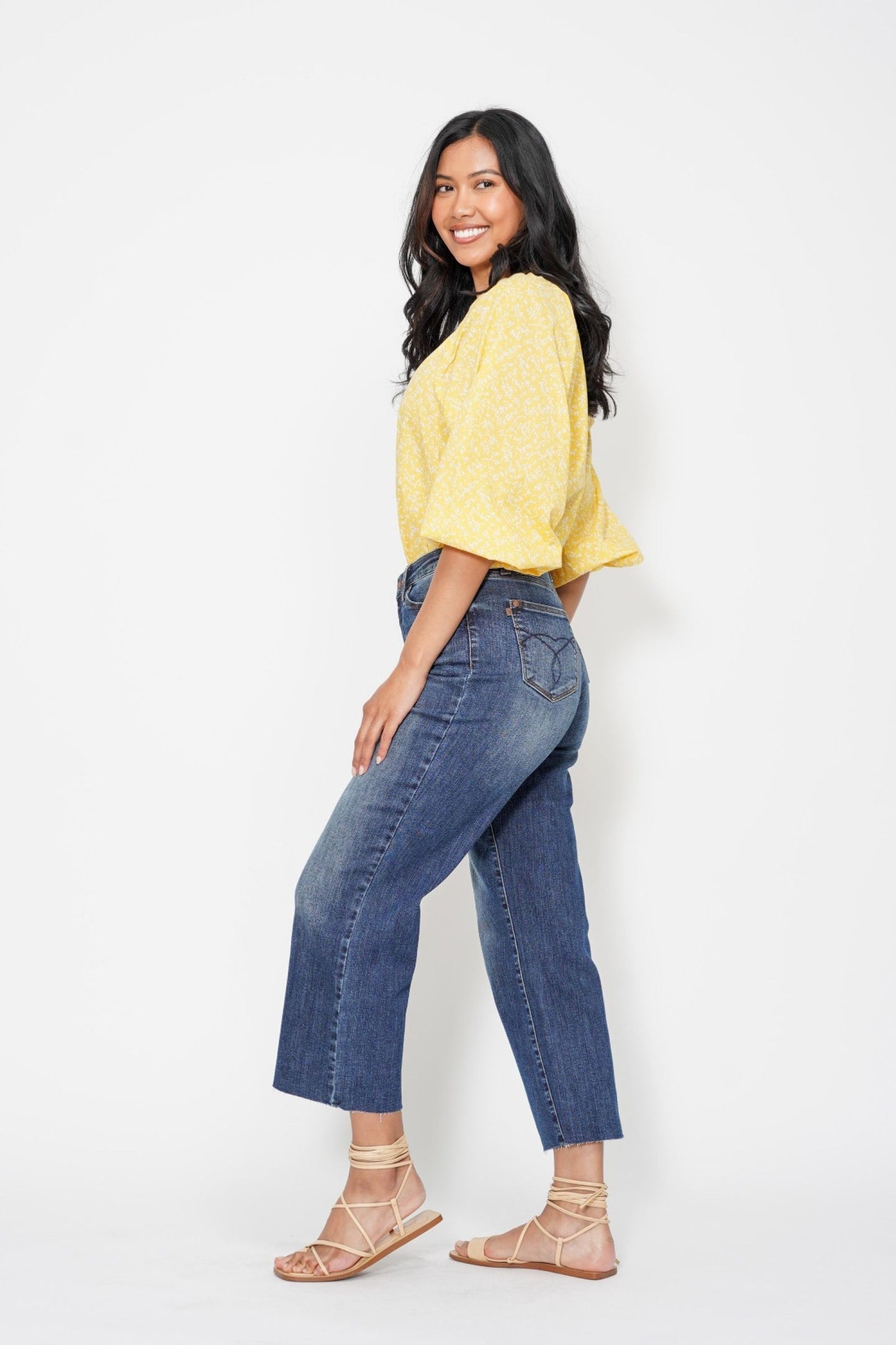 **Judy Blue High Waist Wide Crop w/ Embroidered Back Pocket Plus Size