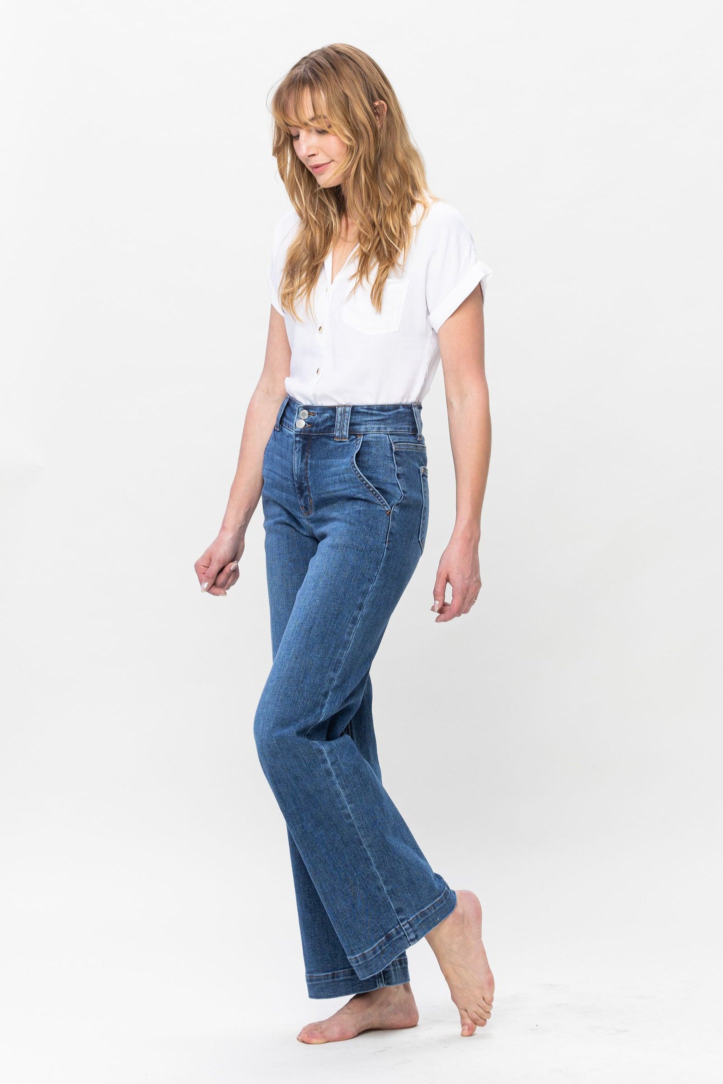 **Judy Blue Double button Wide Leg jeans - Reg and Plus
