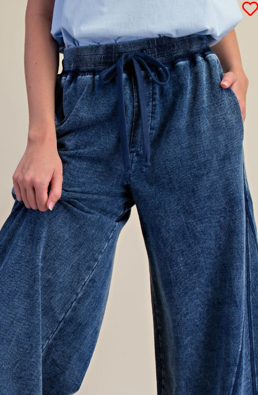 Easel Washed Denim pants