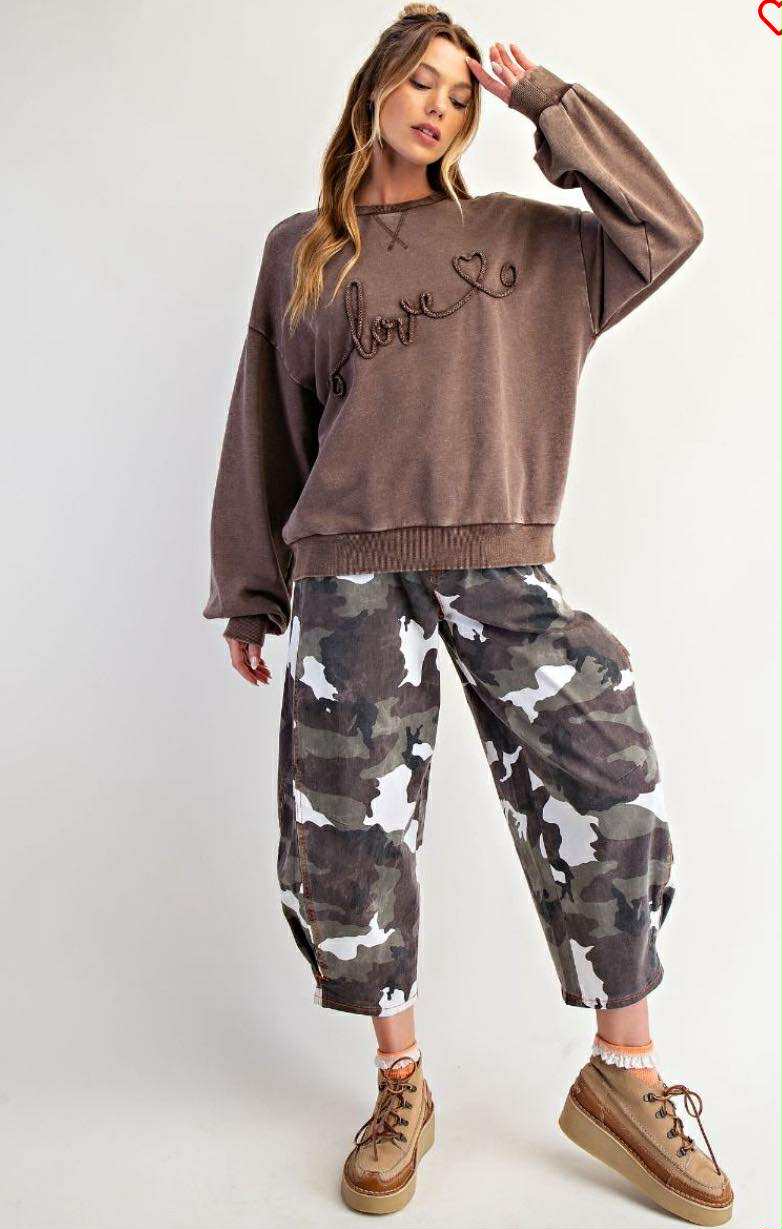 Easel brand ‘Love’ Sweatshirt