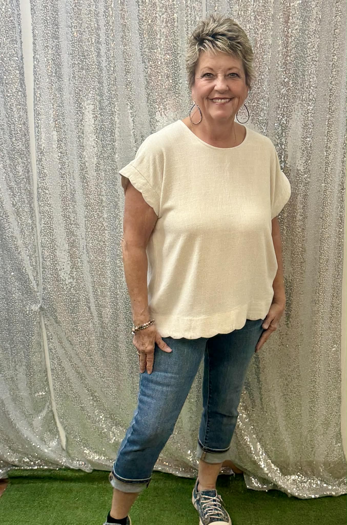 Umgee Linen Scalloped Top