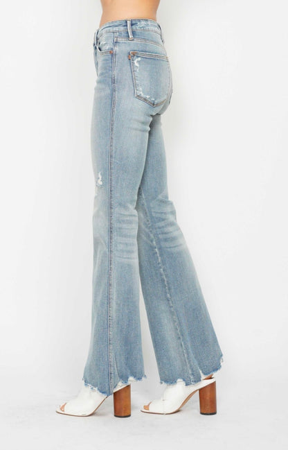 **Judy Blue Tummy Control Flares