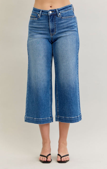 Judy Blue Wide Leg Crops