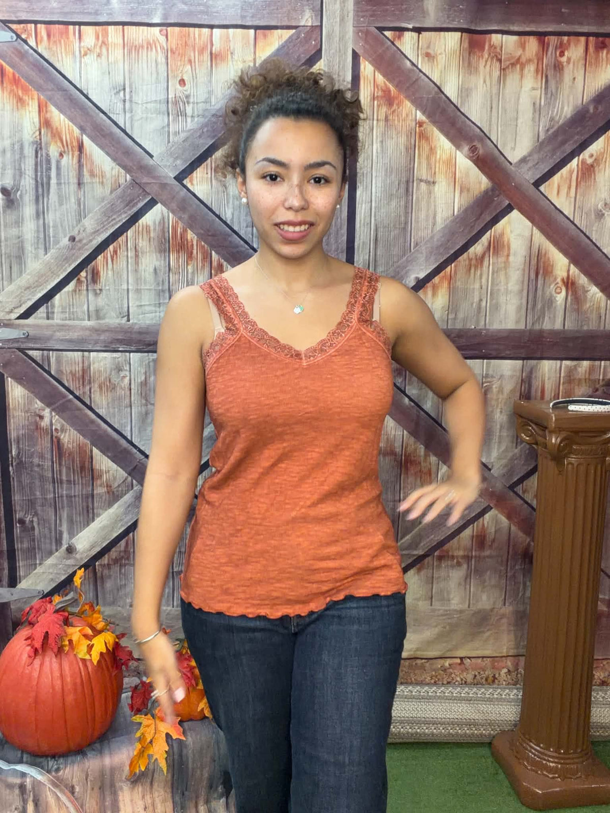 Made In Italy Lace Trim V-Neck Tank Top