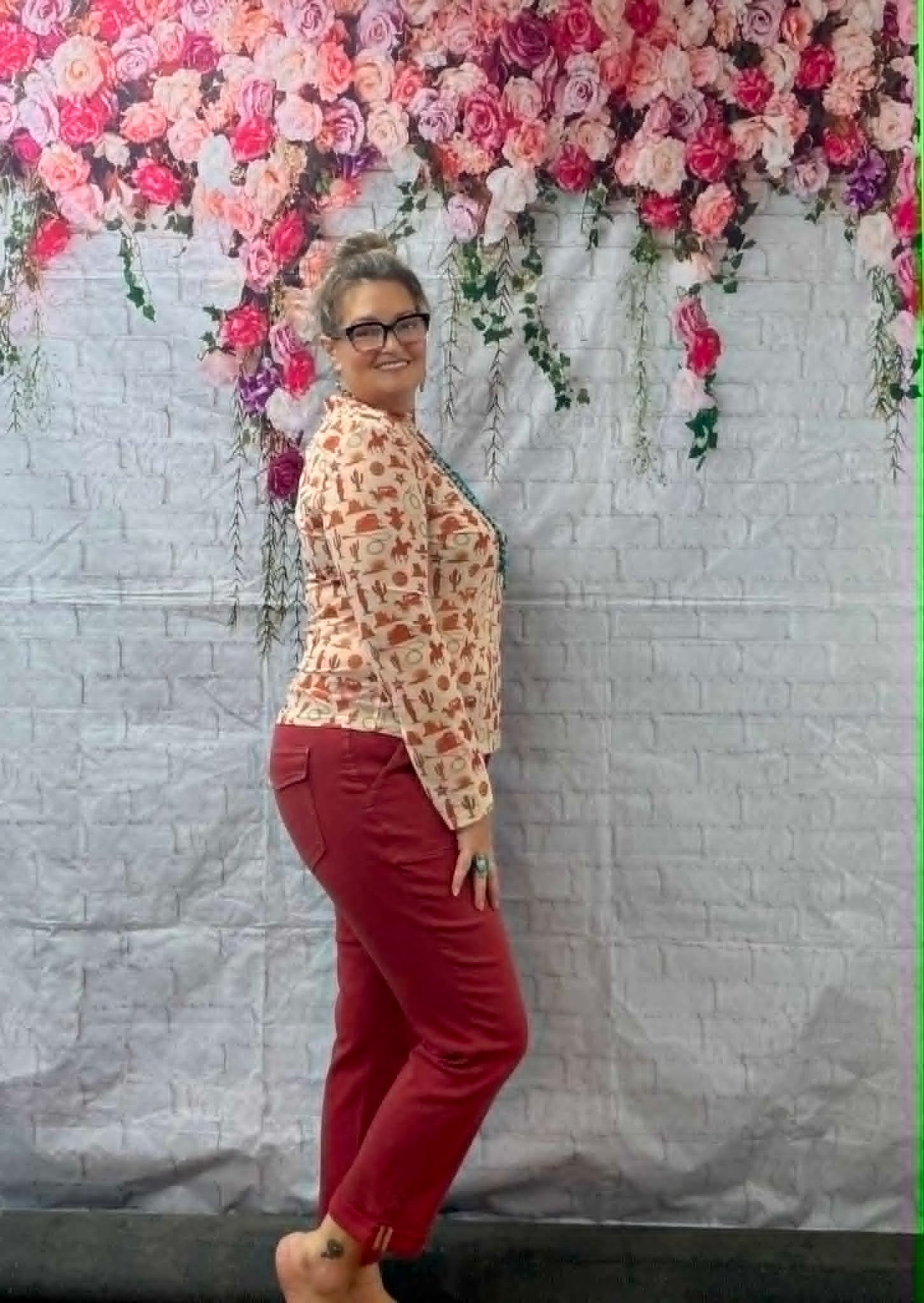 Judy Blue Haute Red Weekender Plus
