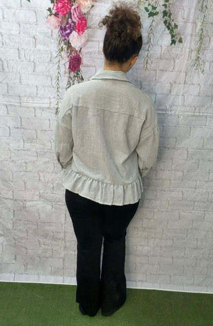 SO IN LOVE BUTTON FRONT TOP