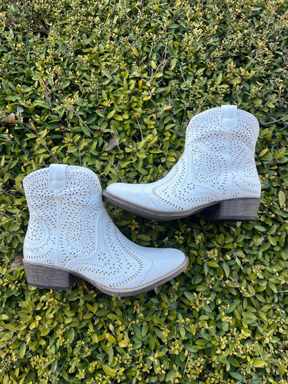 Gypsy Jazz Zest Booties