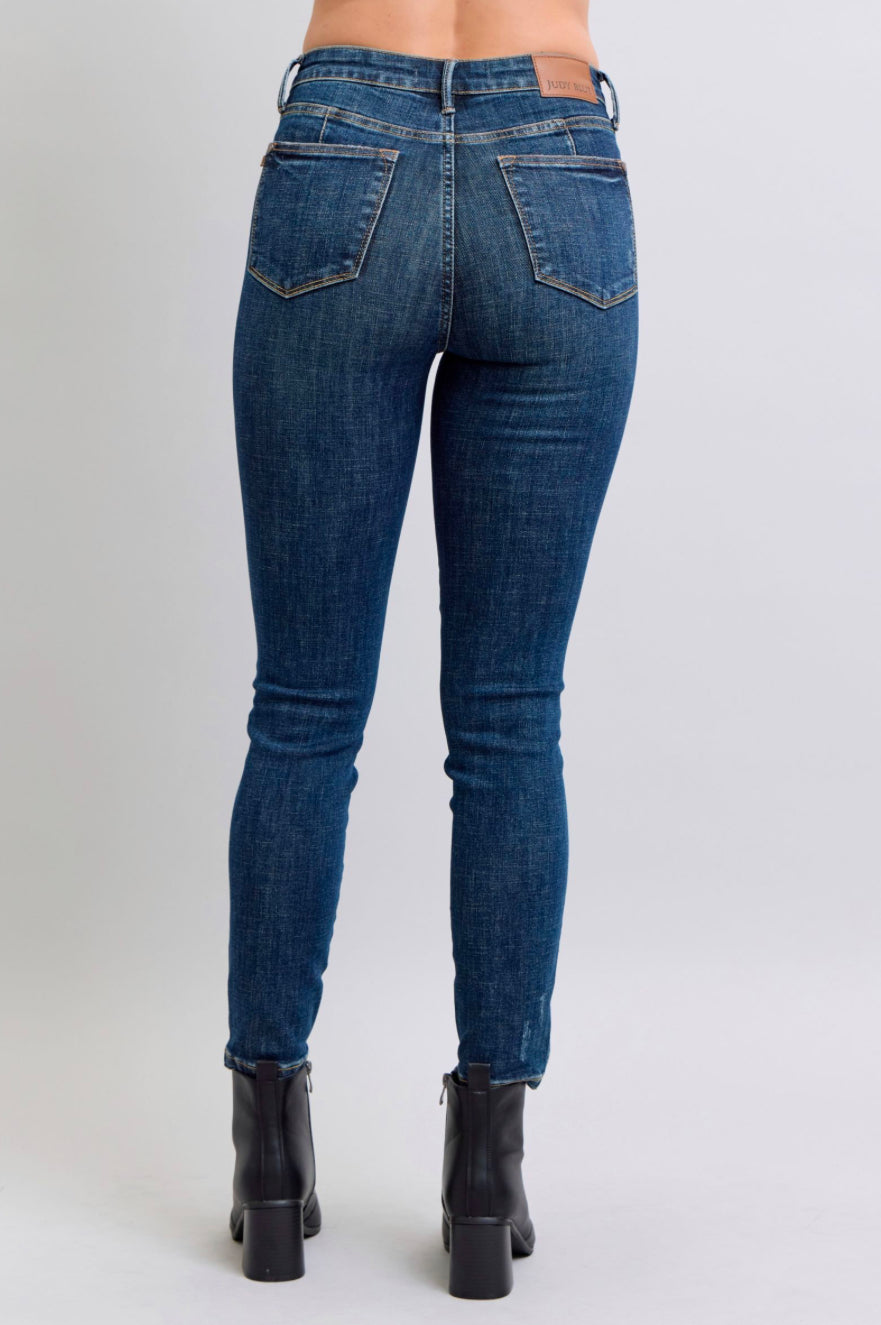 **Judy Blue Tummy Control Skinny Jeans