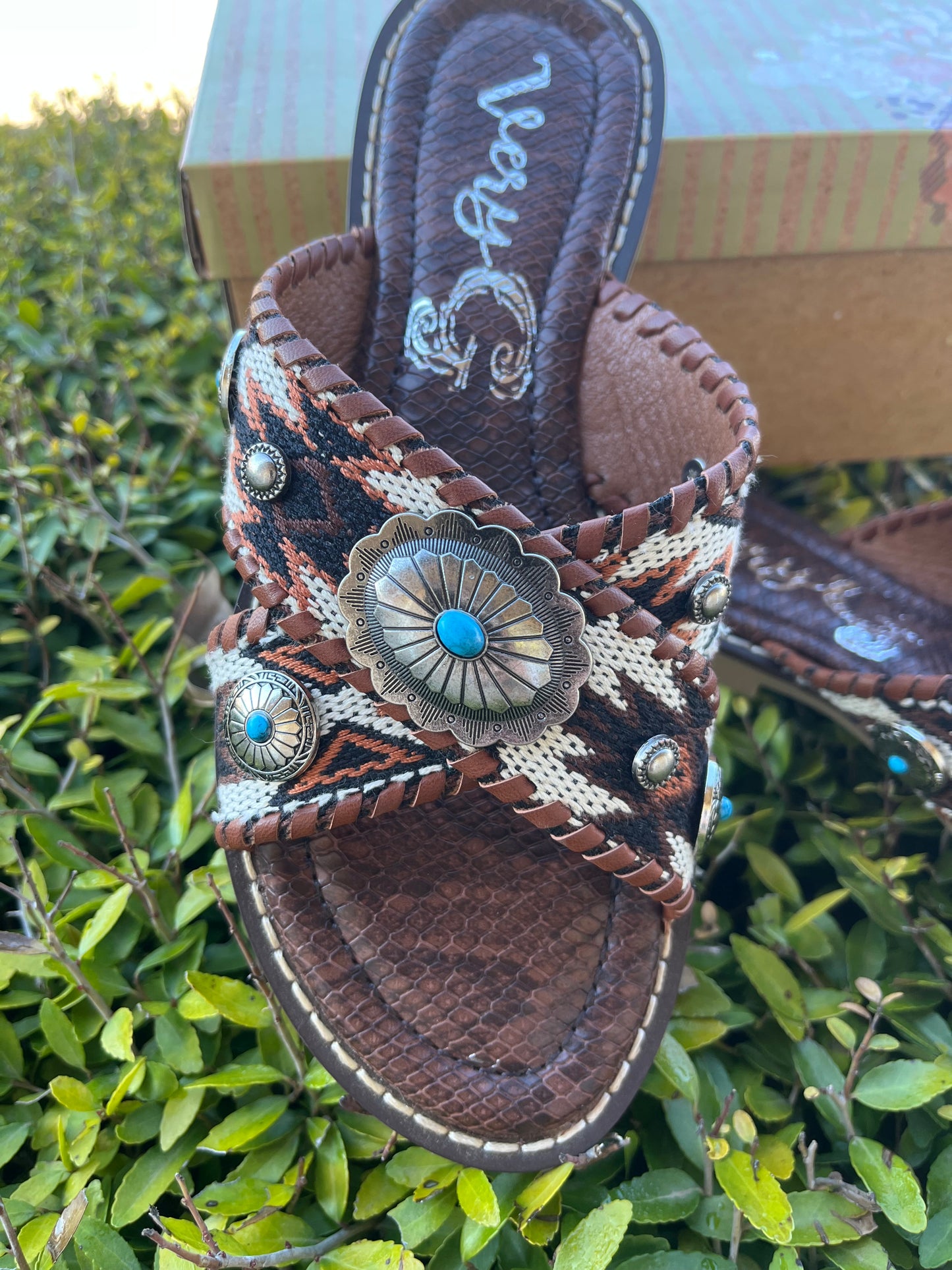 Very G Jungle Sandals