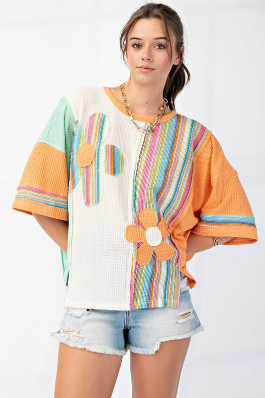 Easel Color Mix Daisy Top Plus Size
