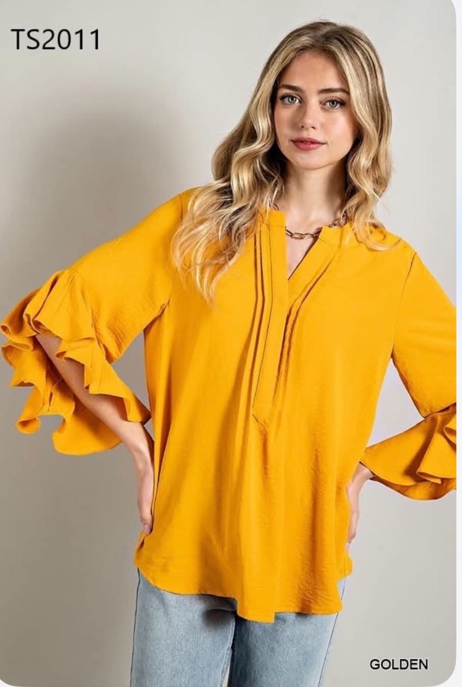 Gigio Flutter 3/4 Sleeve Top