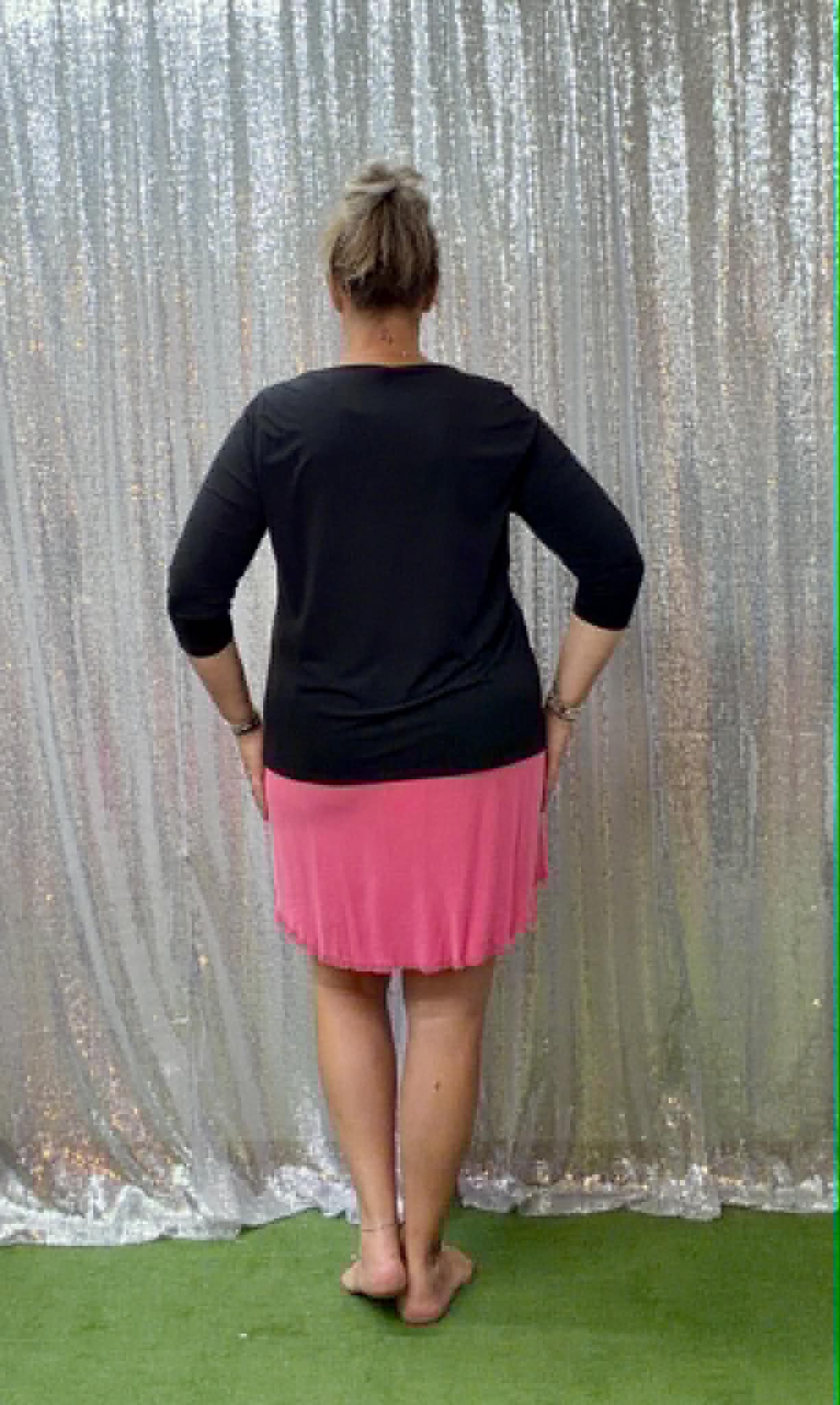 Dear Scarlett v-neck top Plus