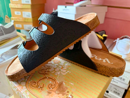 Very G Tooled Ashley Black Sandals