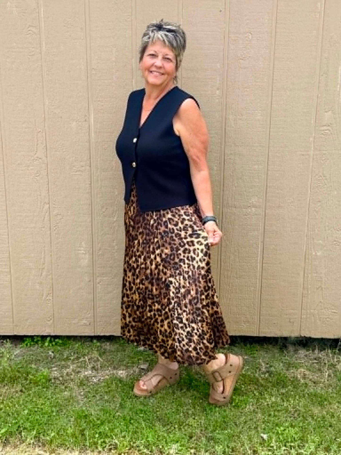 in mod Midi Cheetah Skirt