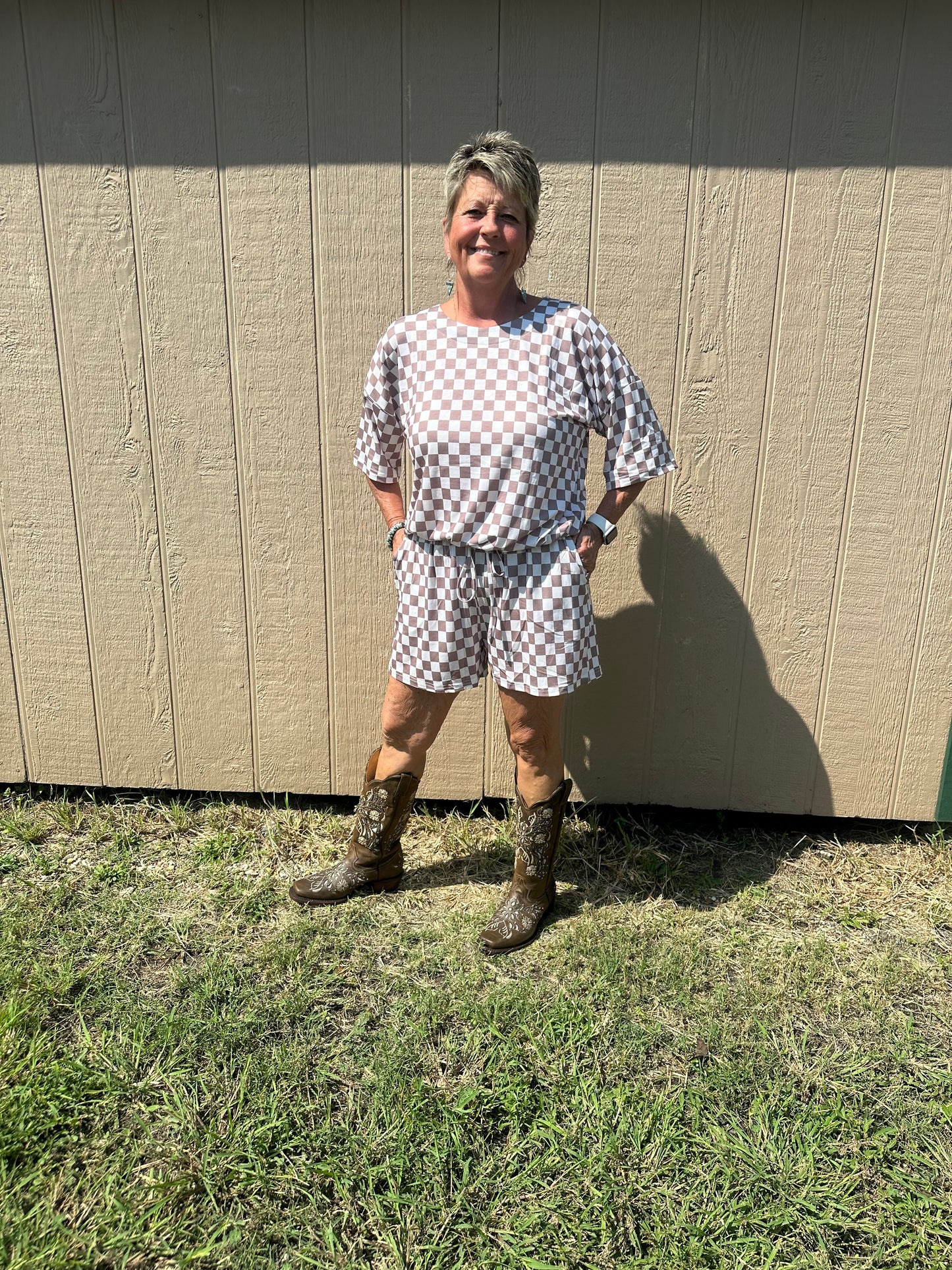 Cozy and checkered lounge set