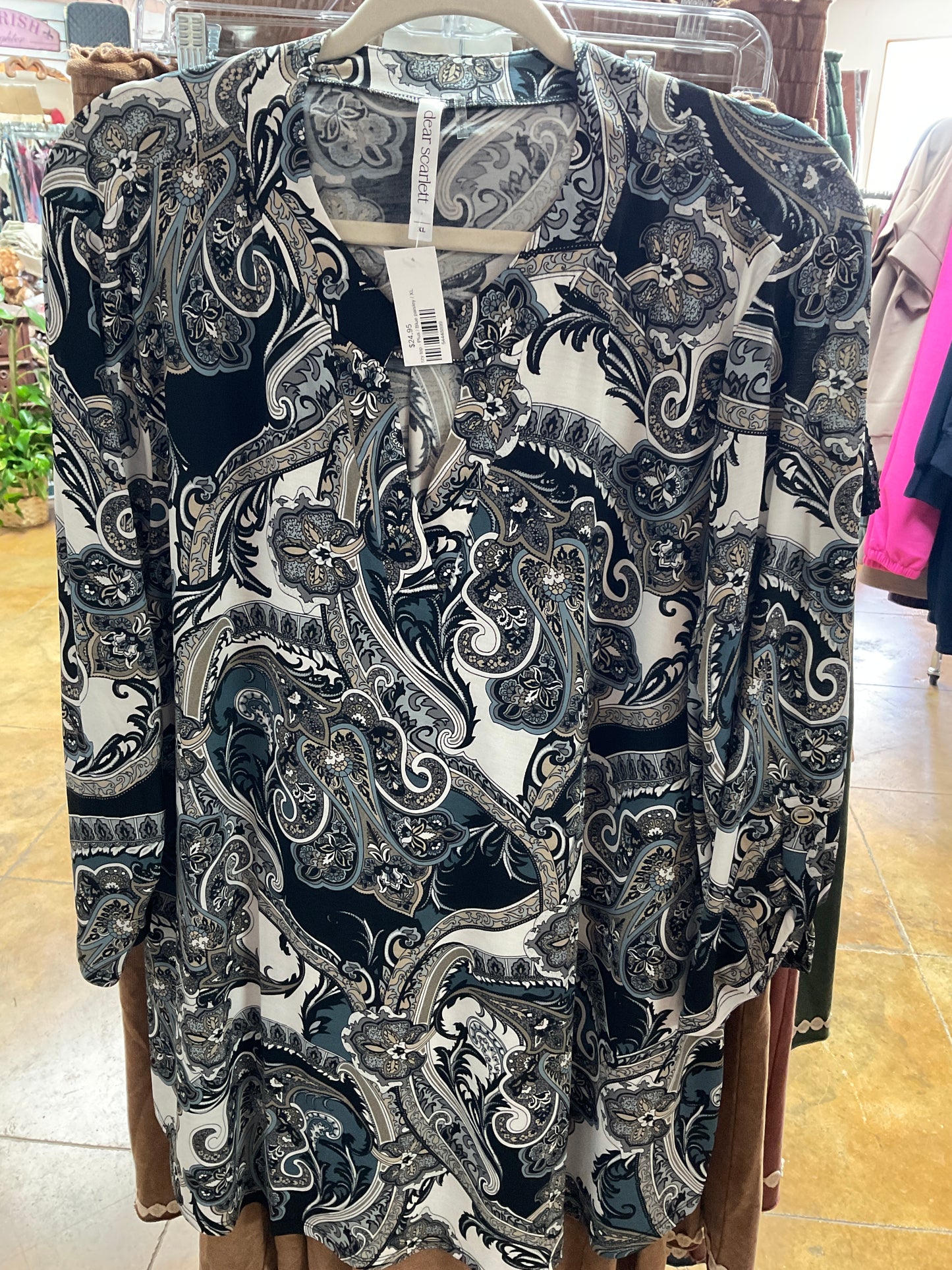 Dear Scarlett Lizzy top - Plus