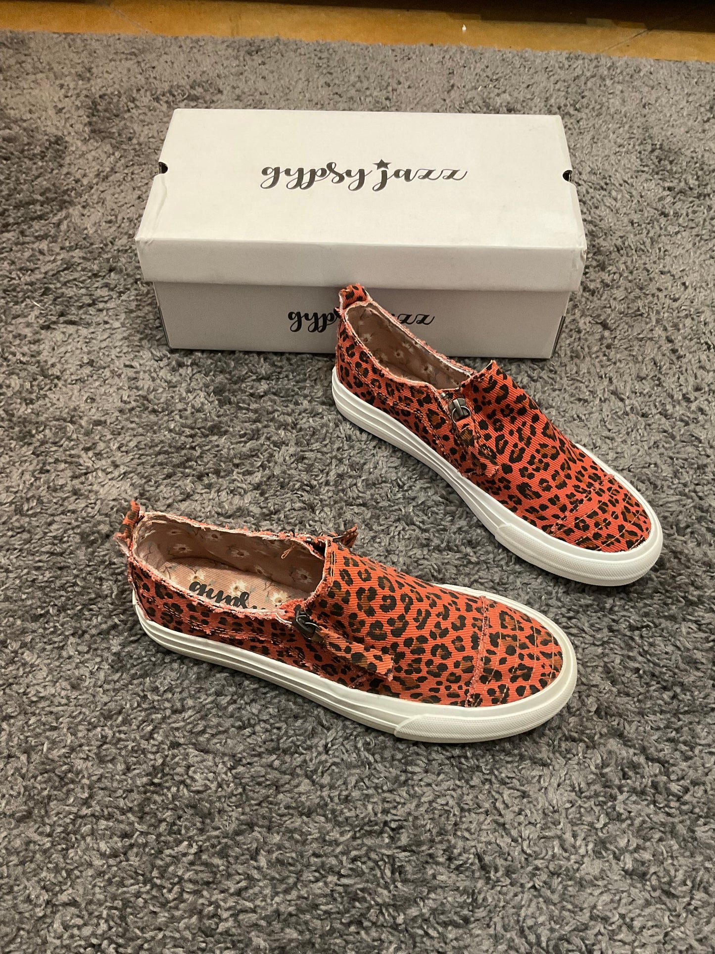 Gypsy Jazz Zippy-Pink