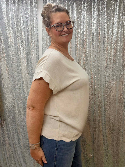 Umgee Linen Scalloped Top PLUS