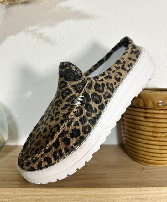 Very G Brisas Slip On Shoe