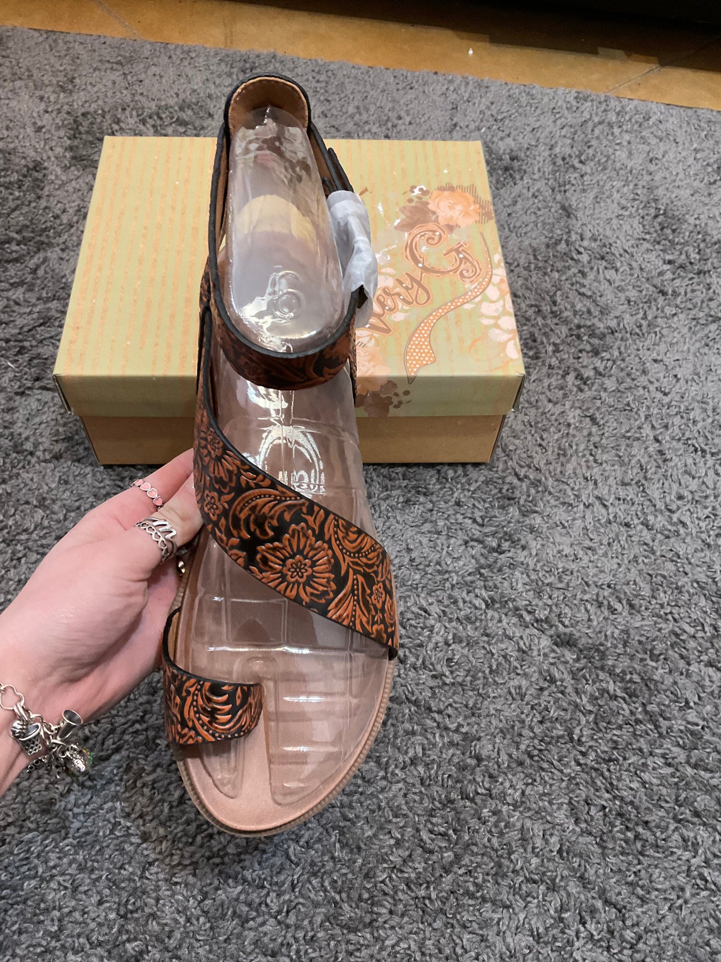 Very G Steffy Tooled Sandals