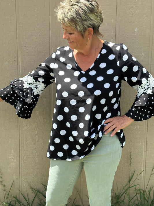 Lady Dot Blouse
