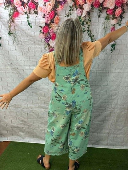 Easel crop overall mint