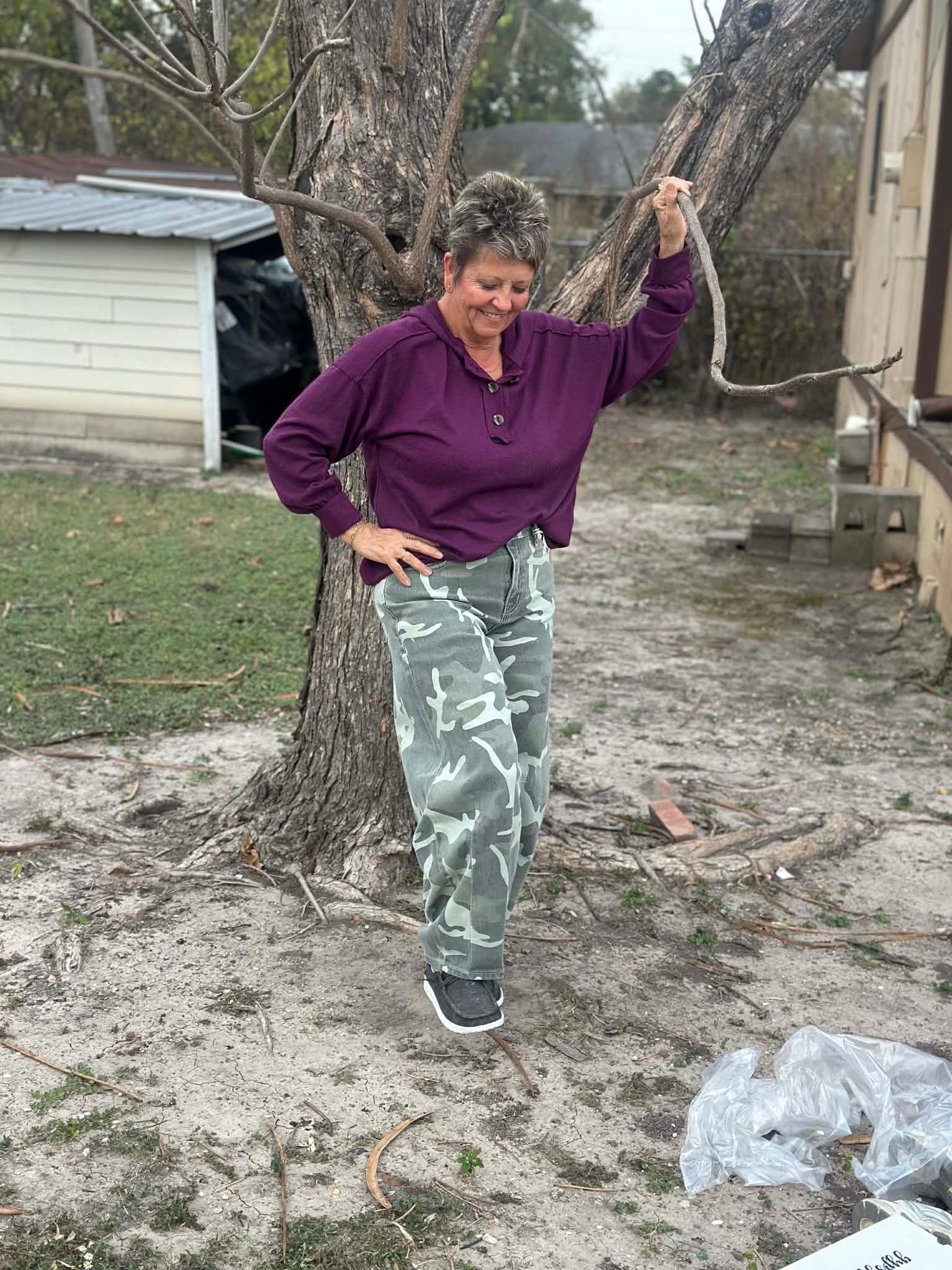 Andree by Unit hooded lightweight sweatshirt