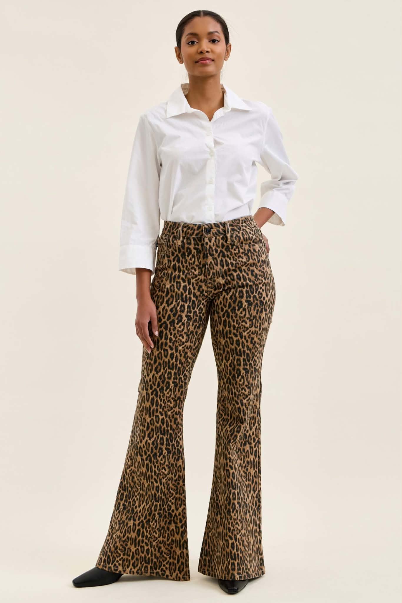 Judy Blue MR Jaqueline Flare Leopard Print