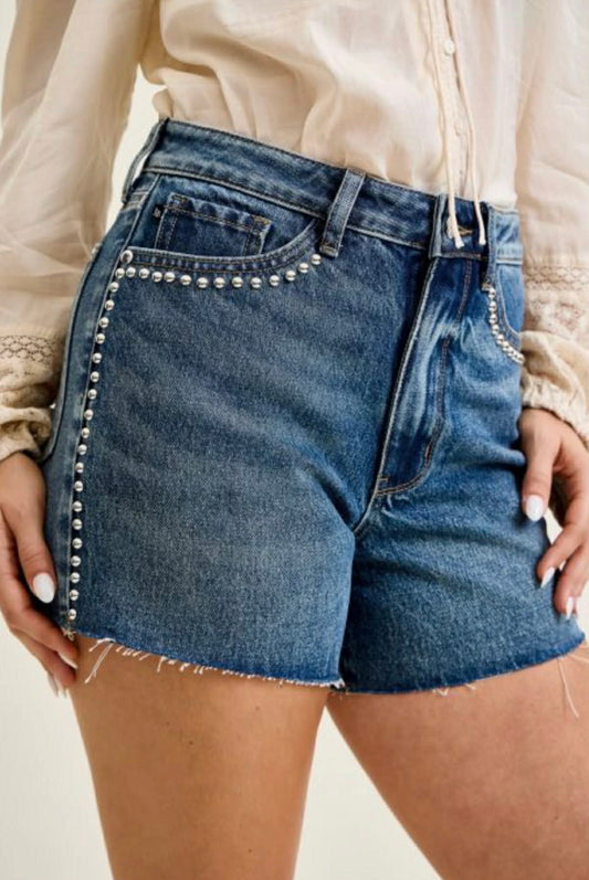 Judy Blue HW Short with/brad details