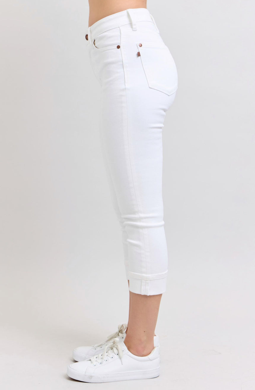 Judy Blue White Capris