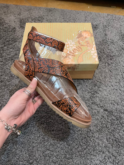 Very G Steffy Tooled Sandals