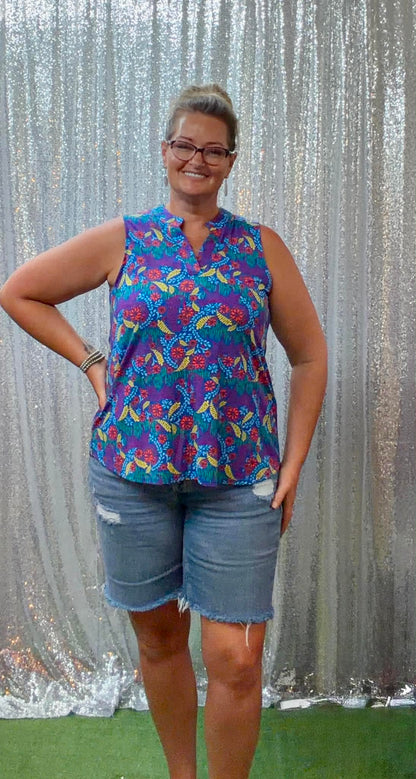 Dear Scarlett Lizzy PLUS sleeveless top blue