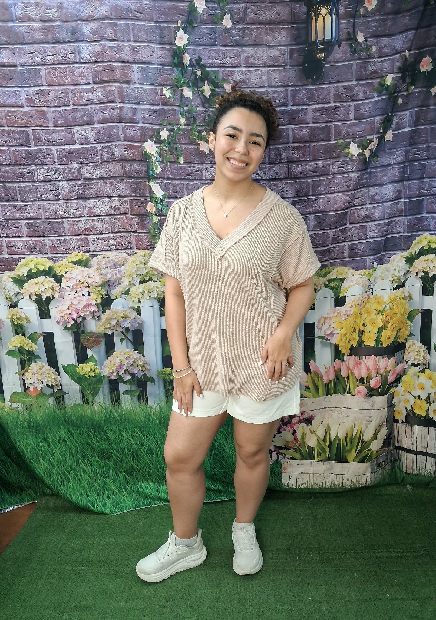 Very J ribbed v neck top