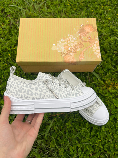 Gypsy Jazz Printed Aman Tennies