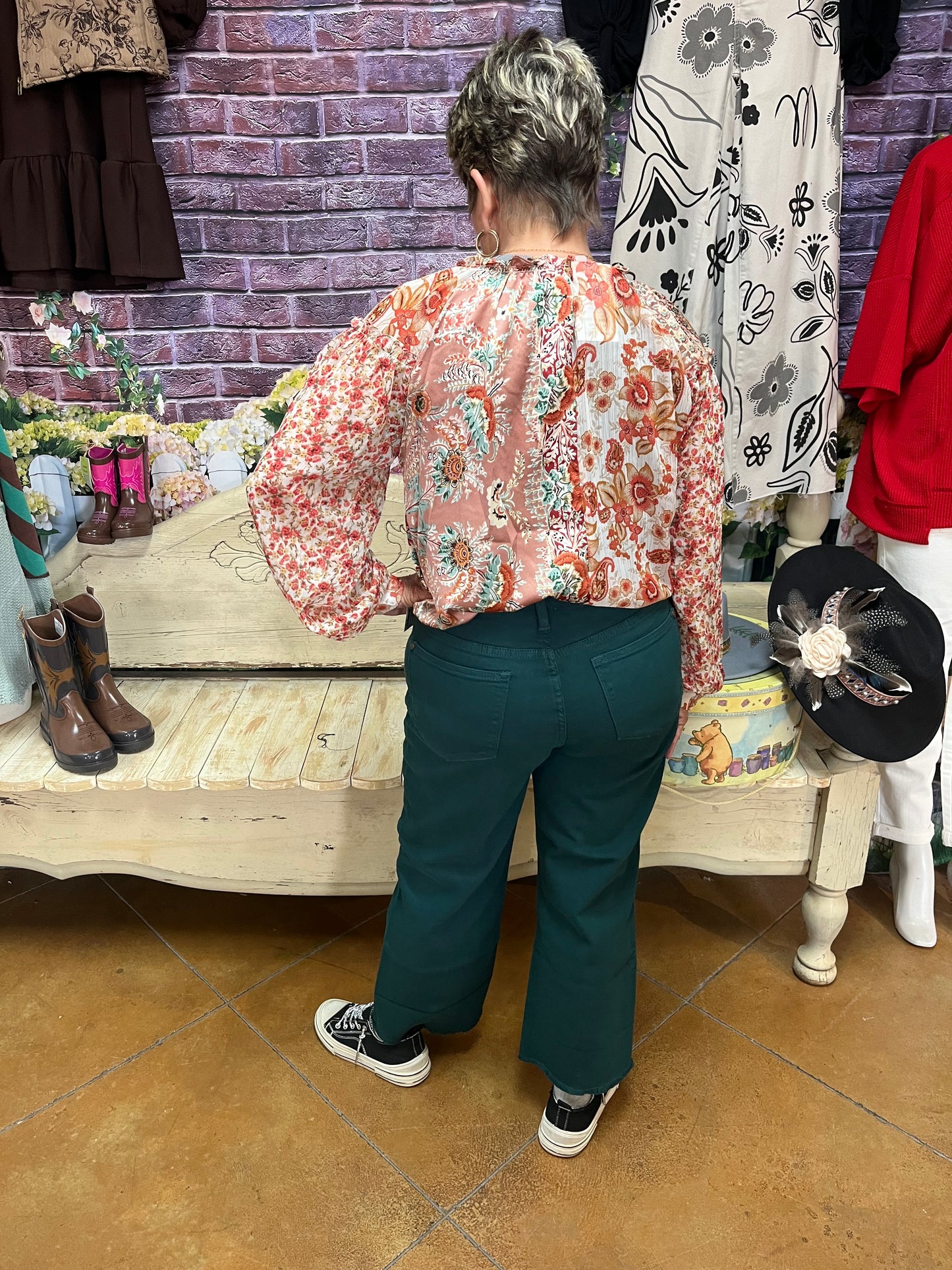 **Judy Blue Wide Leg Crops