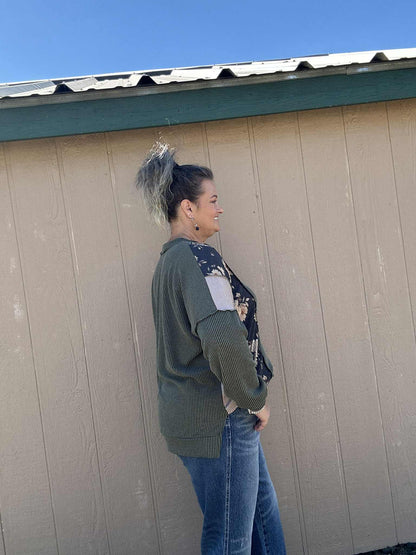 Ribbed Floral Long Sleeve Top Plus Size