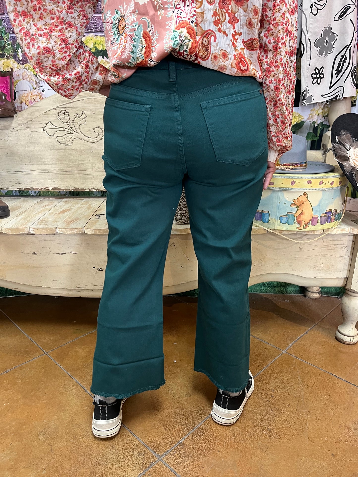 **Judy Blue Wide Leg Crops