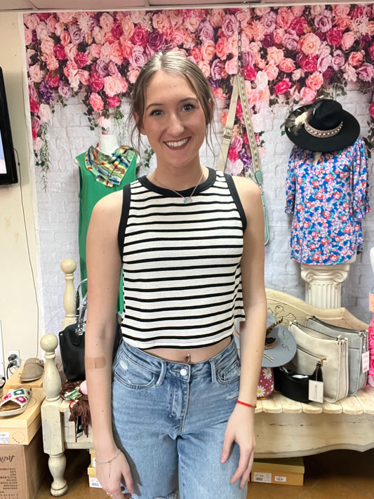 Tres Bien Cropped Tank