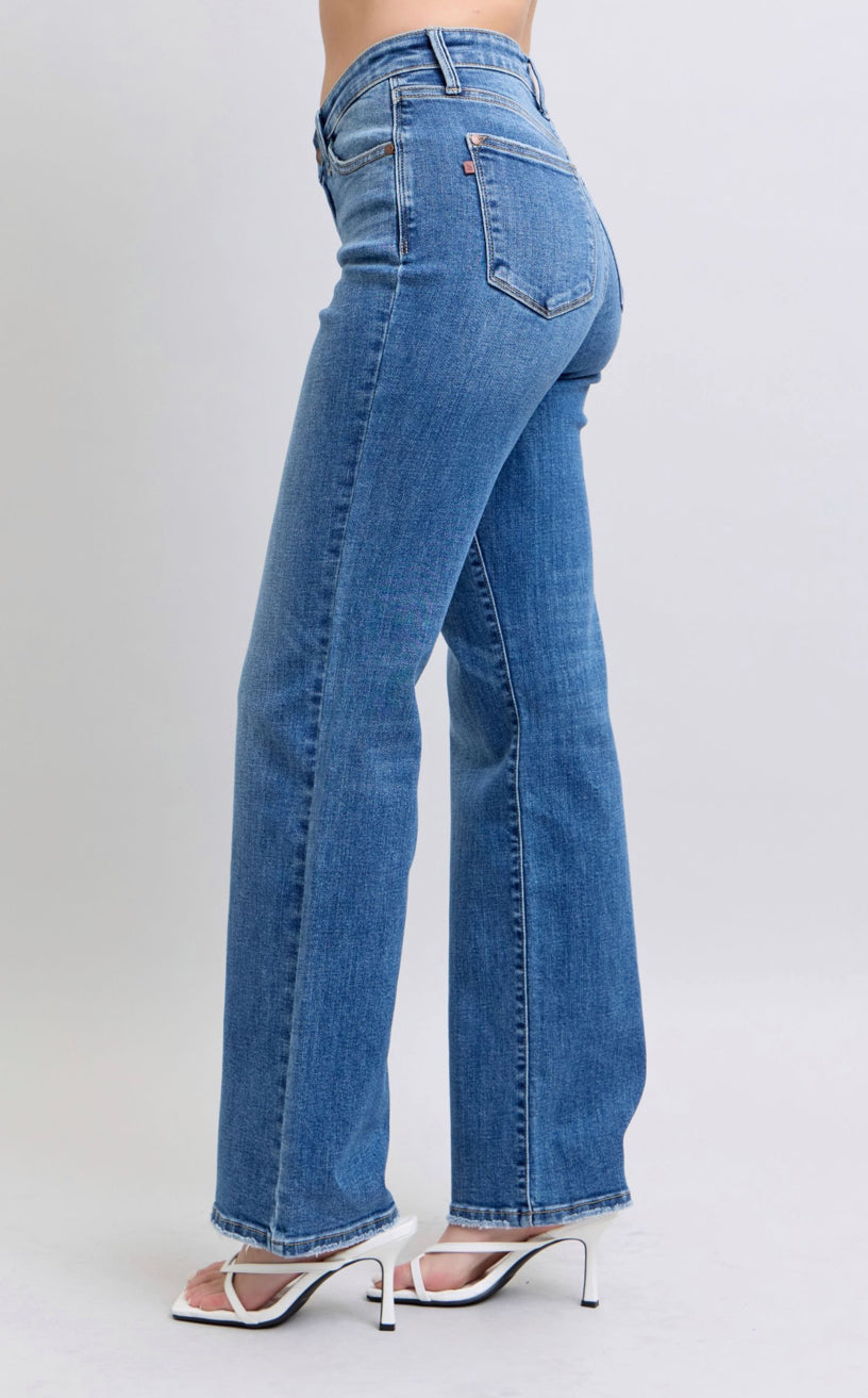 Judy Blue V Front Straight Jeans
