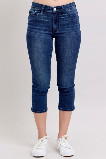 Judy Blue Skinny Fit Capris