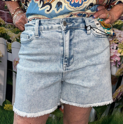 Judy Blue Frayed Hem Shorts