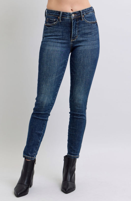 **Judy Blue Tummy Control Skinny Jeans