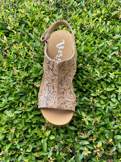 Very G Tooled Leather Wedge Sandals