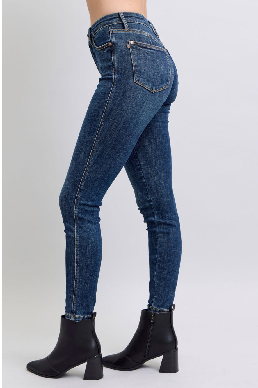 **Judy Blue Tummy Control Skinny Jeans