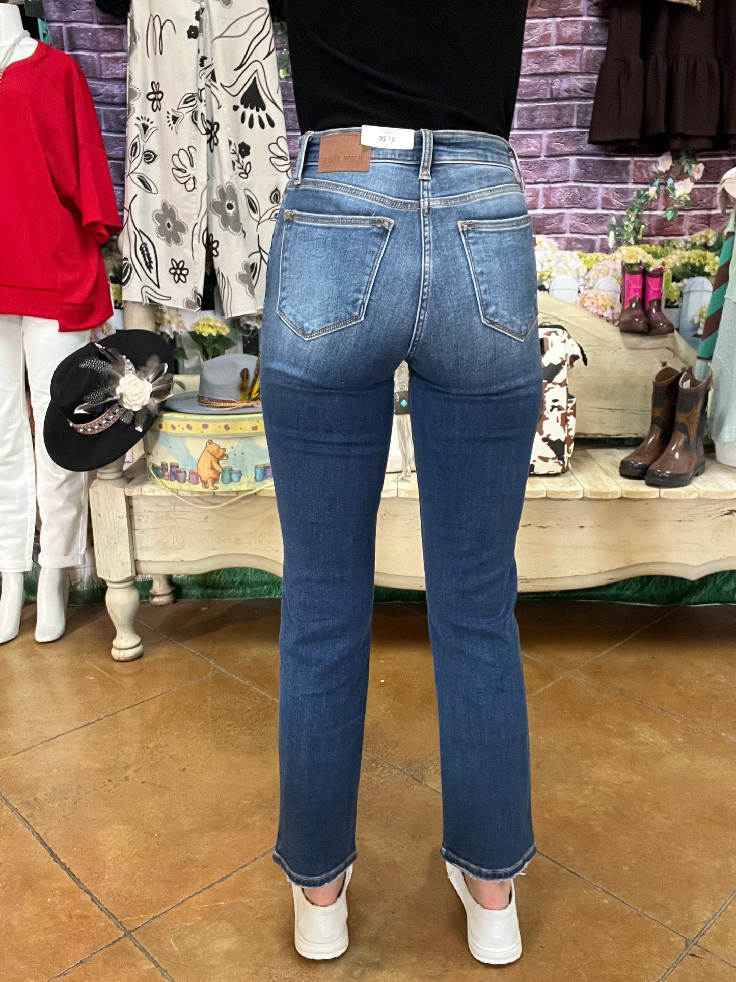**Judy Blue Thermal Straight Jeans