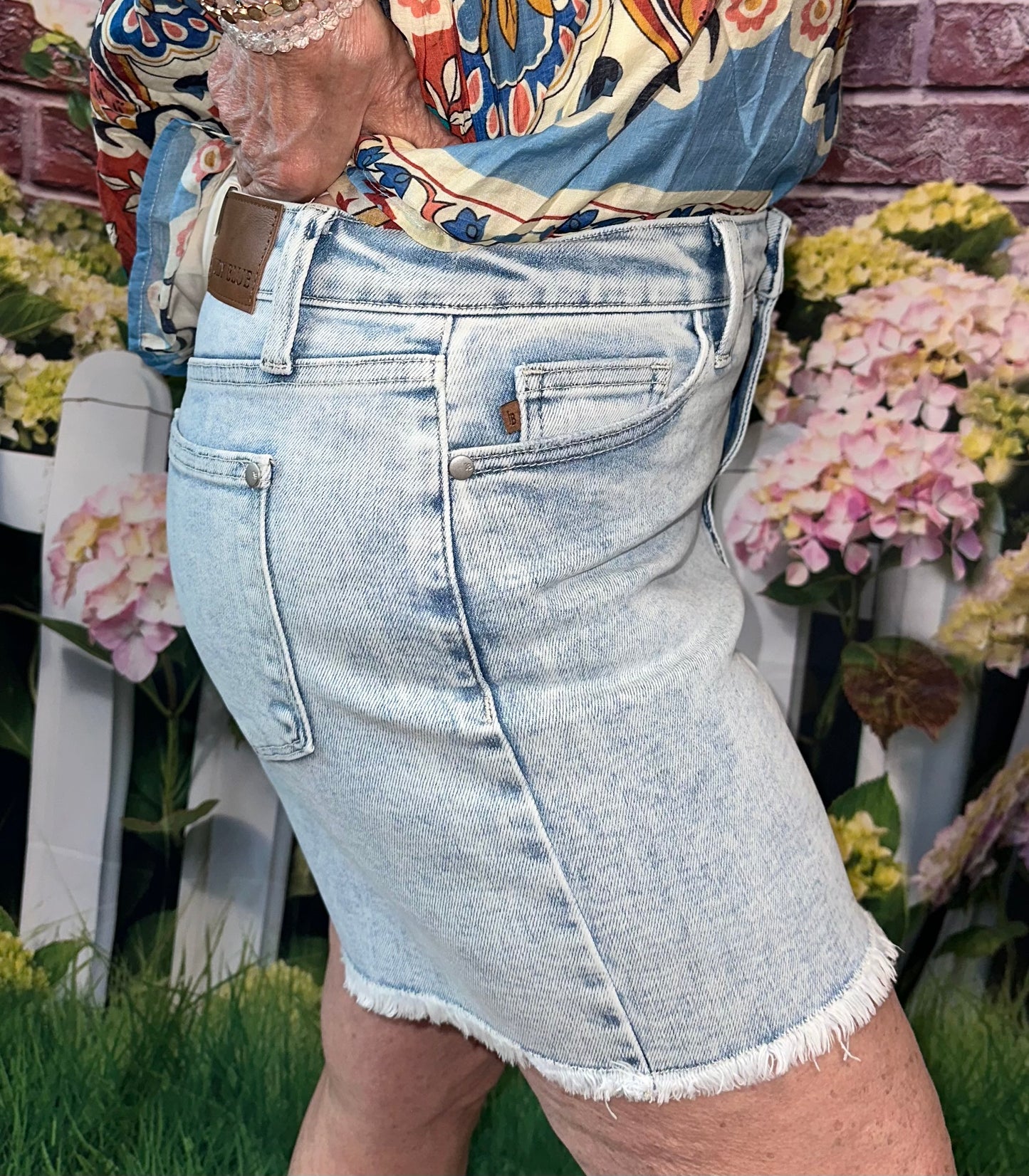 Judy Blue Frayed Hem Shorts