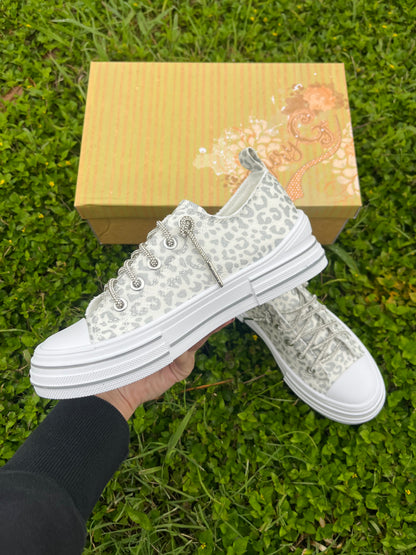 Gypsy Jazz Printed Aman Tennies