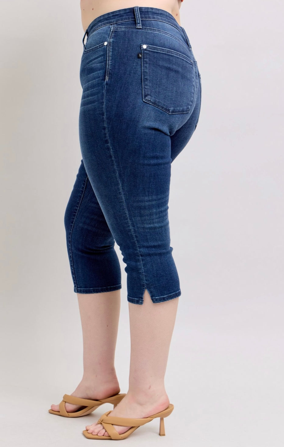 Judy Blue Capri Plus